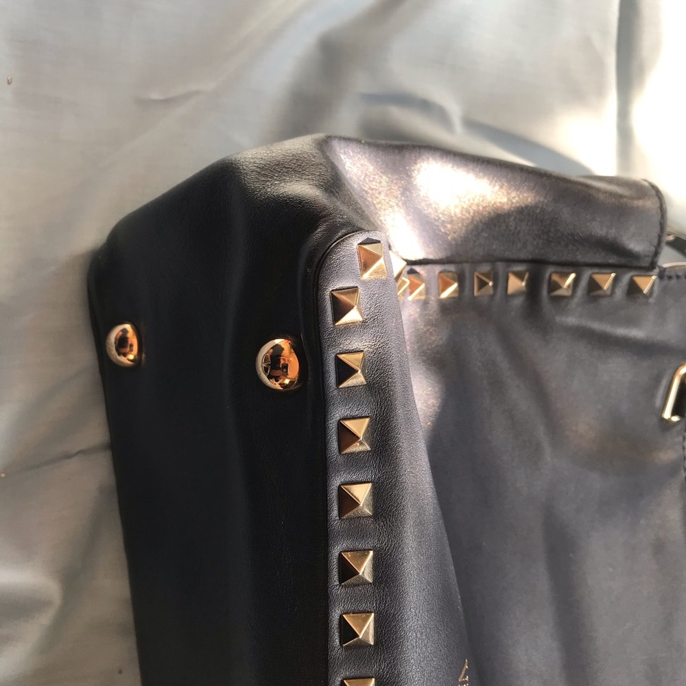 Valentino Rockstud Trapeze Tote Small Navy EUC - Picture 6 of 13